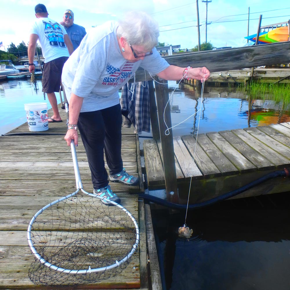 saltwater fishing, crabbing, crab fishing, outdoors