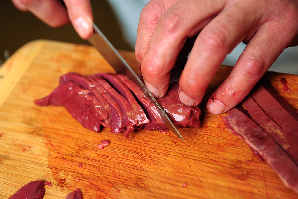 slicing deer heart