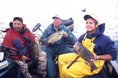 httpswww.outdoorlife.comsitesoutdoorlife.comfilesimport2014importImage2009photo38Niagara_River_New_York_Smallmouths_0.jpg