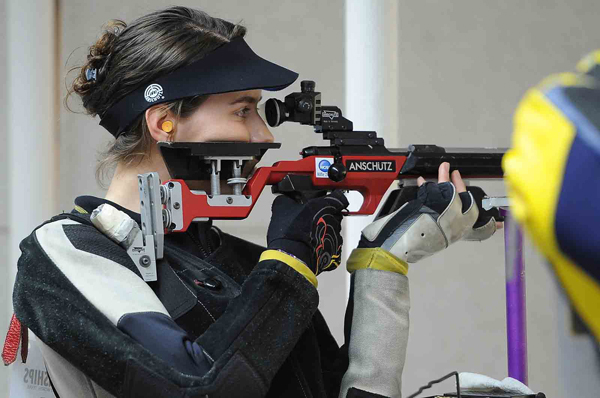 httpswww.outdoorlife.comsitesoutdoorlife.comfilesimport2014importImage2010photo100132157910_tcu_Rifle3_Sarah.jpg