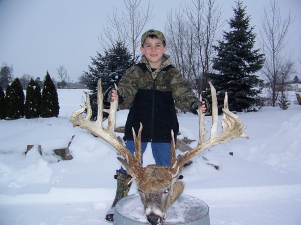 New Michigan Record Buck?