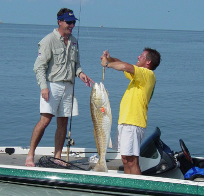 httpswww.outdoorlife.comsitesoutdoorlife.comfilesimport2014importImage2008legacyoutdoorlifebob_mcnally_redfish_10.jpg