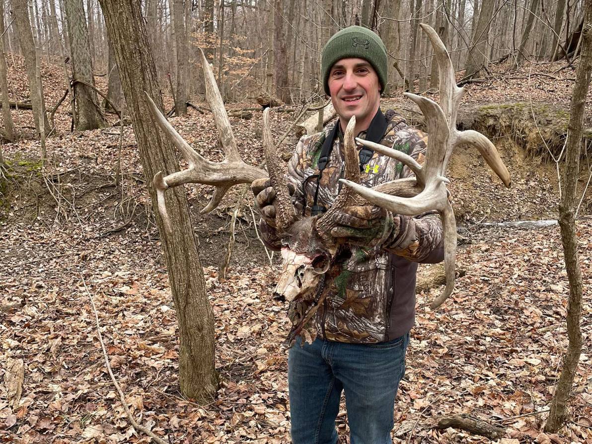 Ohio Hunter Finds a Massive 233-Inch Deadhead Buck