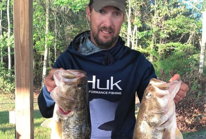 Dustin Chelette with his 10-pound bass