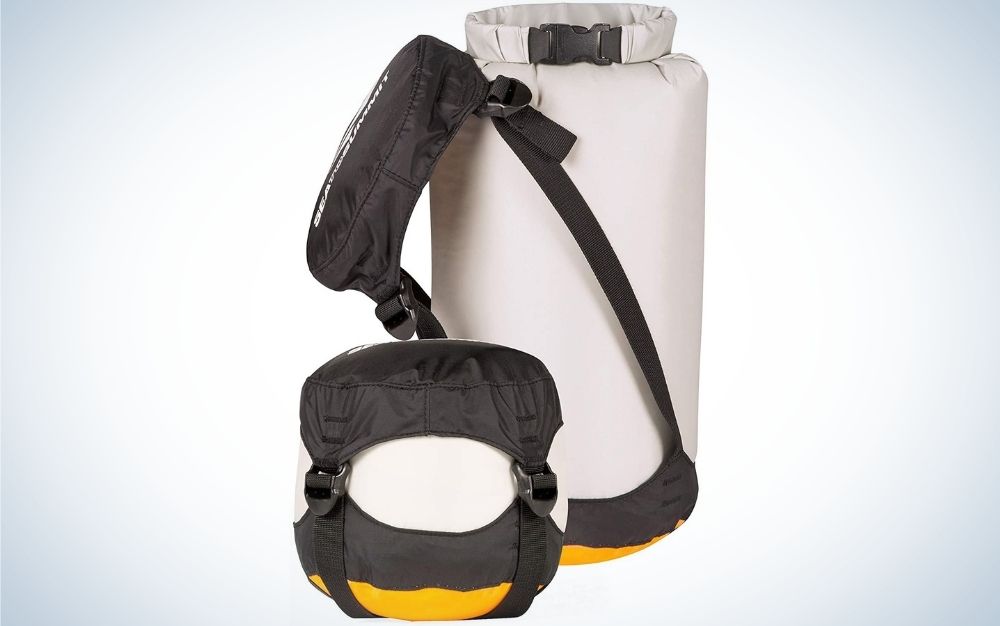 Best Heavy Duty Dry Bag For Fishermen (QUIT Letting Your Gear Get