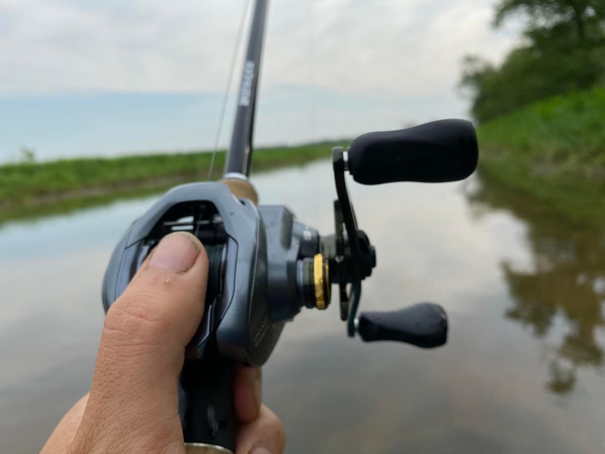 Baitcasting reels can be difficult for beginners when you have an untr, fishing