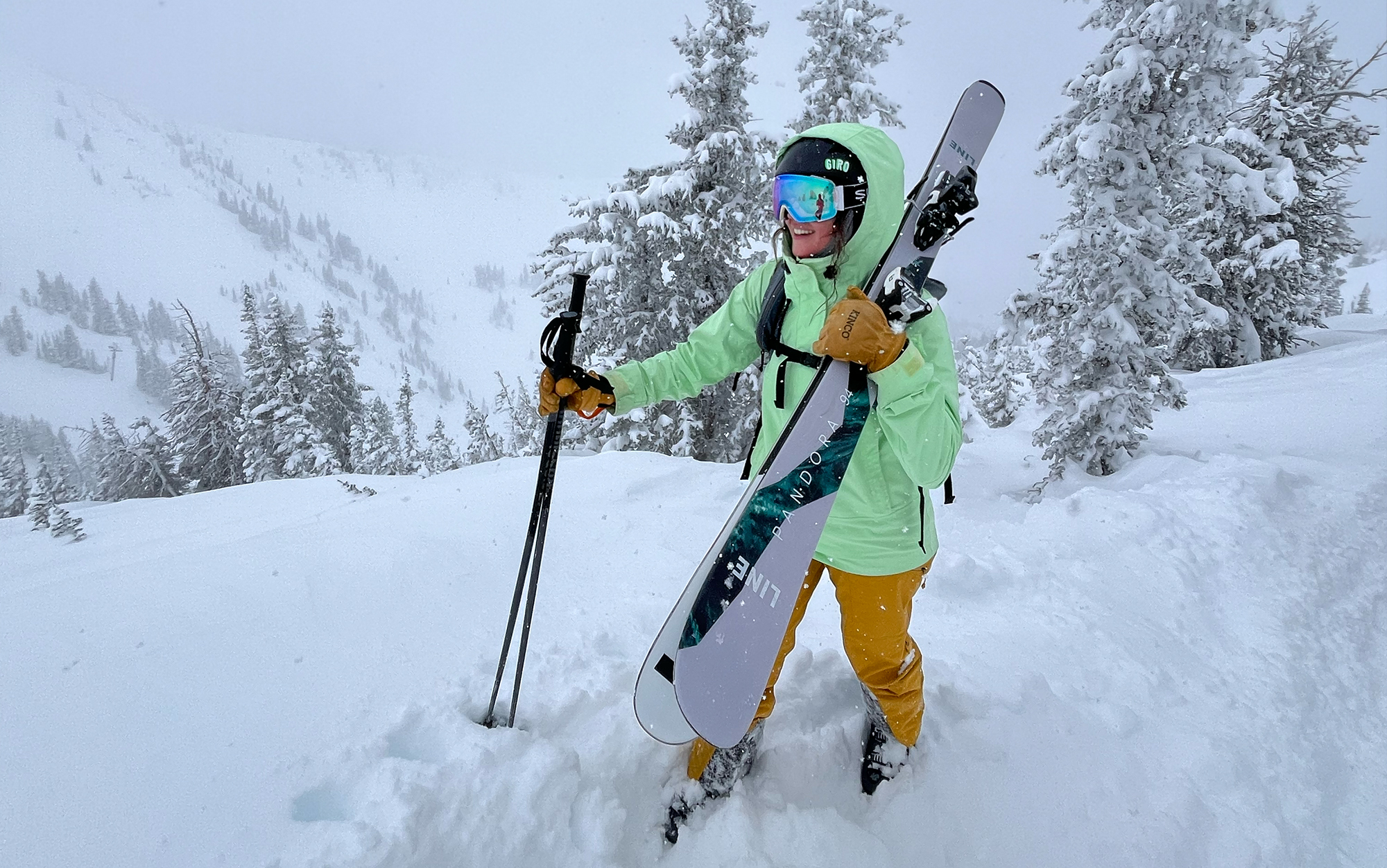 Women's Vector Mountain Queen Insulated Overalls Bib Snow Pants