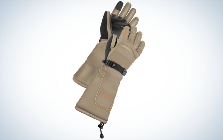  The SHE Outdoor Waterfowl Gauntlet Gloves are the best gift for waterfowl hunters.