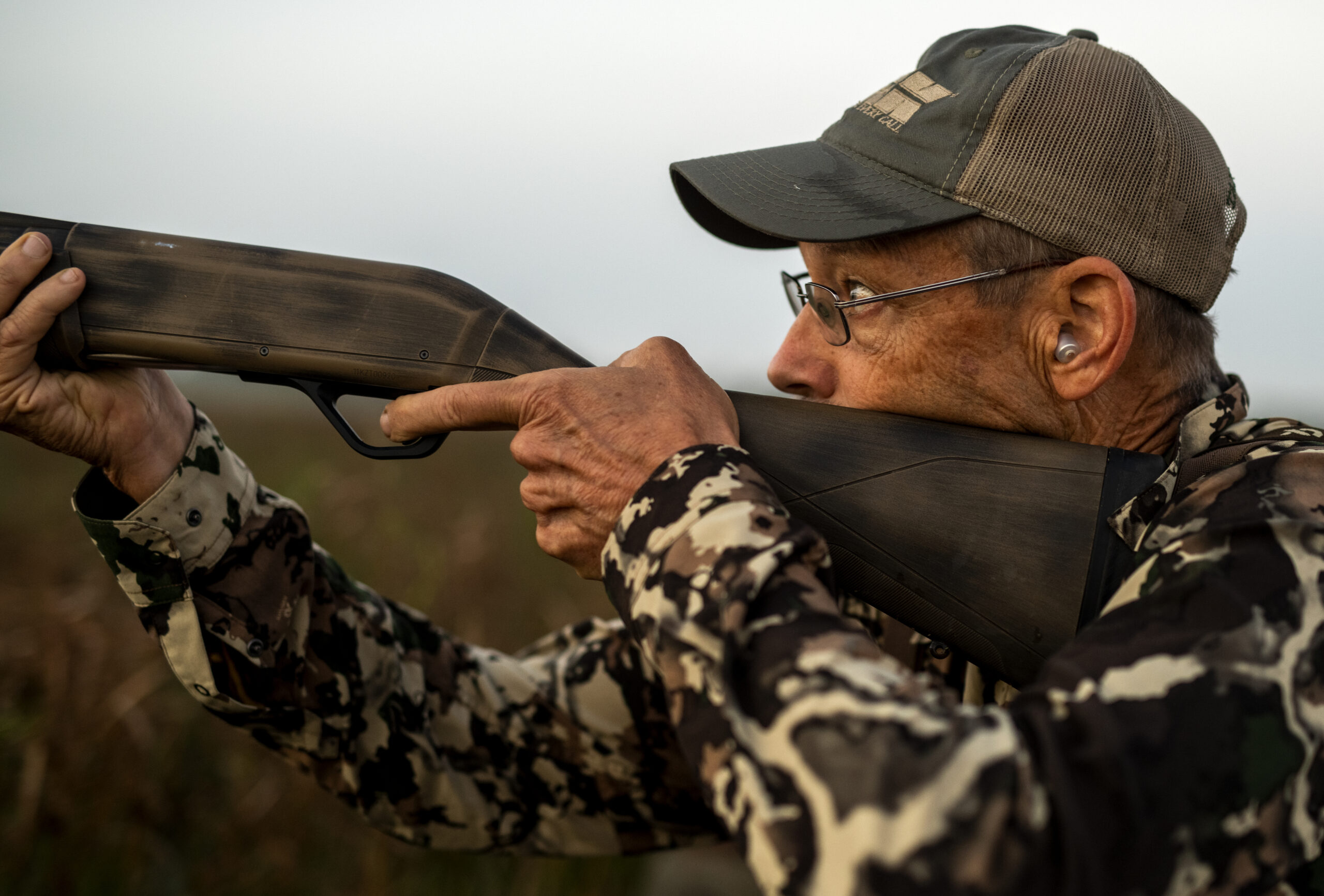 Winchester SXP Hybrid Hunter Matte Mossy Oak Shadow Grass Habitat 12 Gauge  3-1/2in Pump Action Shotgun - 28in