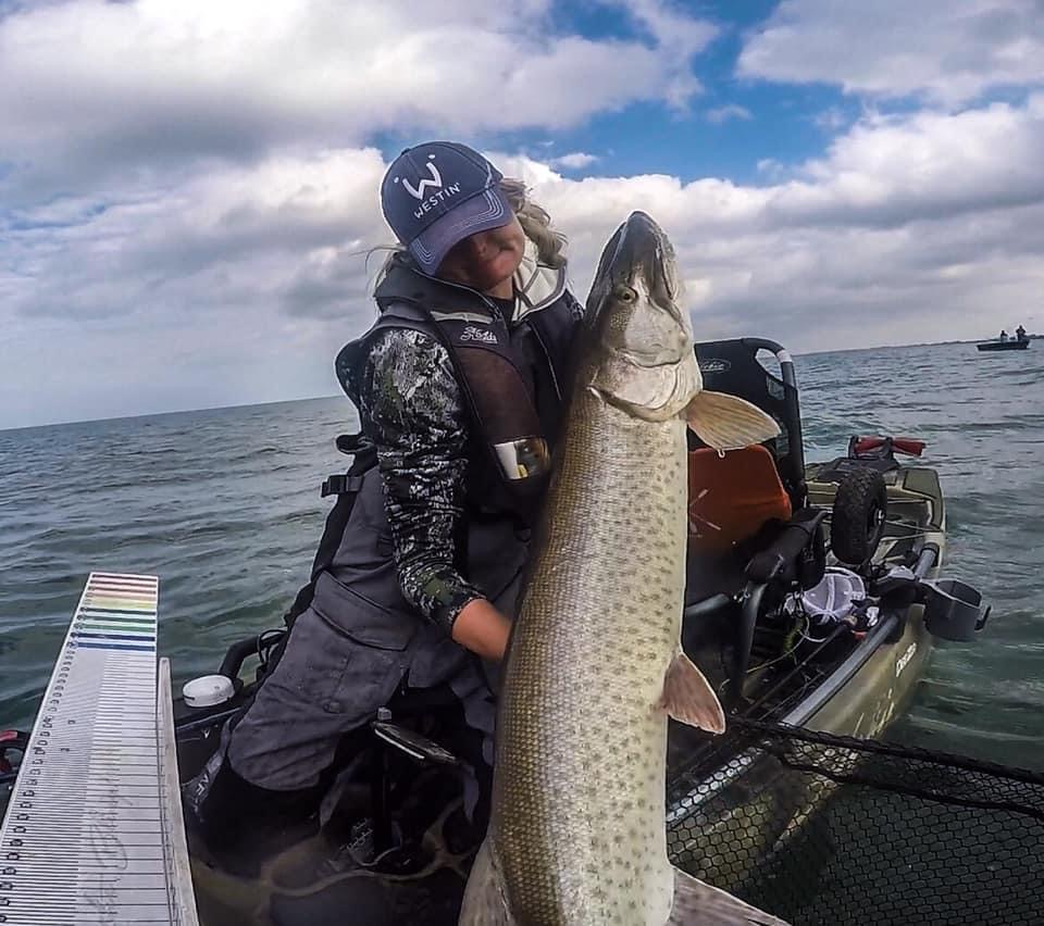 Fall musky lurk near structure.