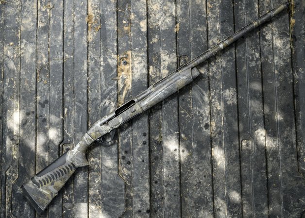  Benelli Super Black Eagle 3 on a truck bed