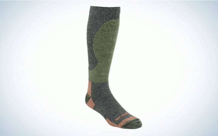  Canada Wool socks is the best gift for outdoorsmen.