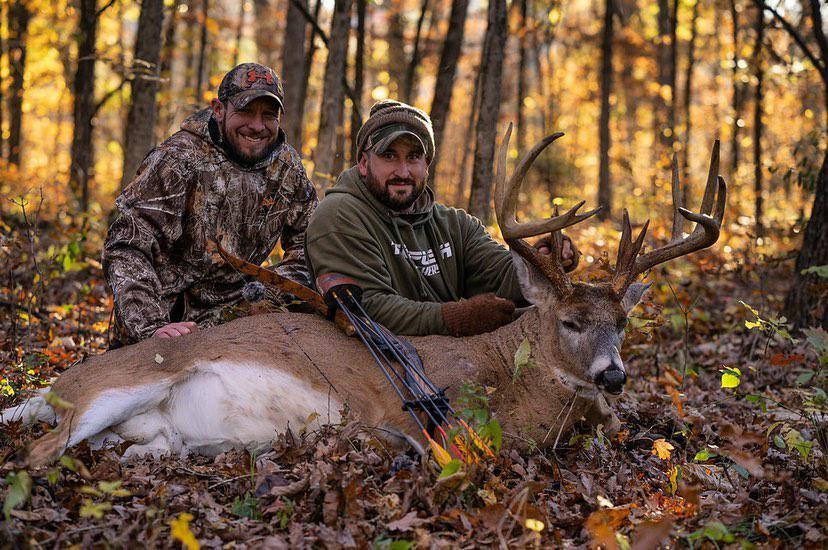 Carbomask Review - Deer Pros Deer Hunting
