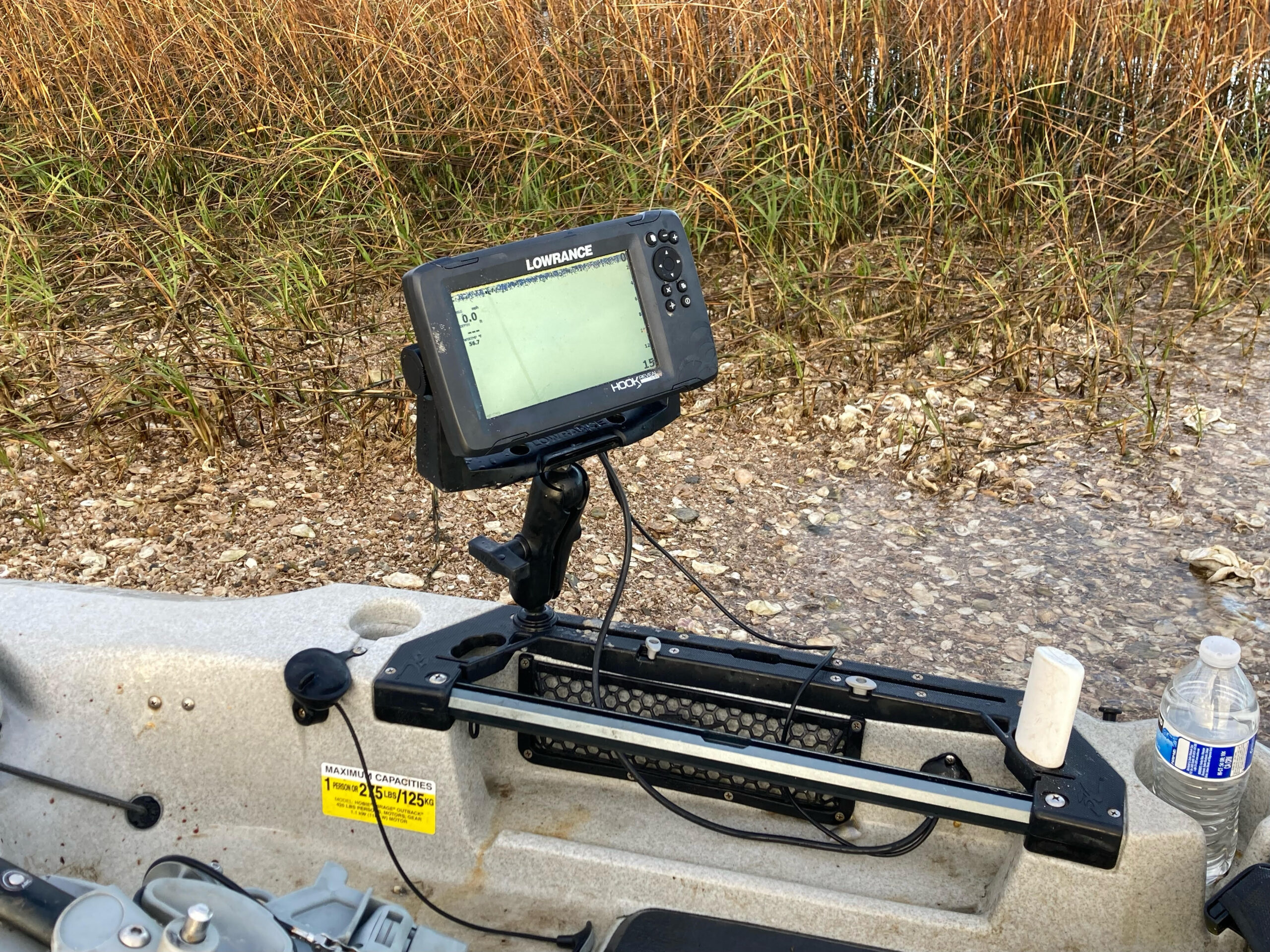 Customer reviews: Lowrance HOOK Reveal 7 Inch Fish Finders with  Transducer, Plus Optional Preloaded Maps