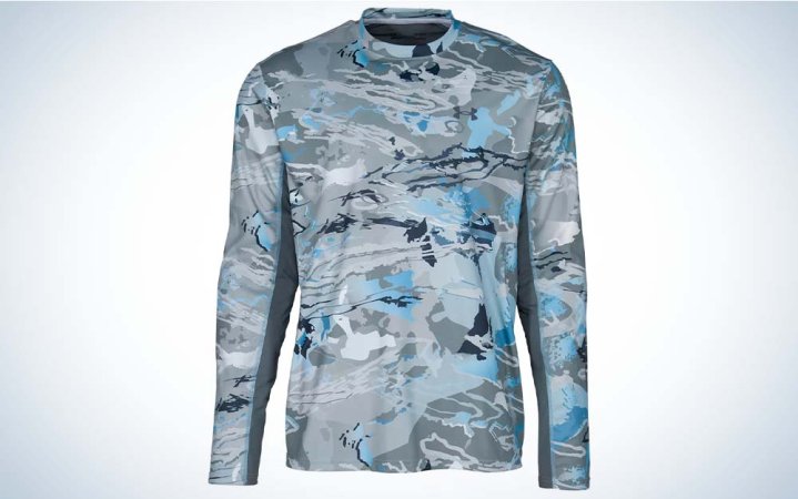  Camo Under Armour long sleeve fishing shirt