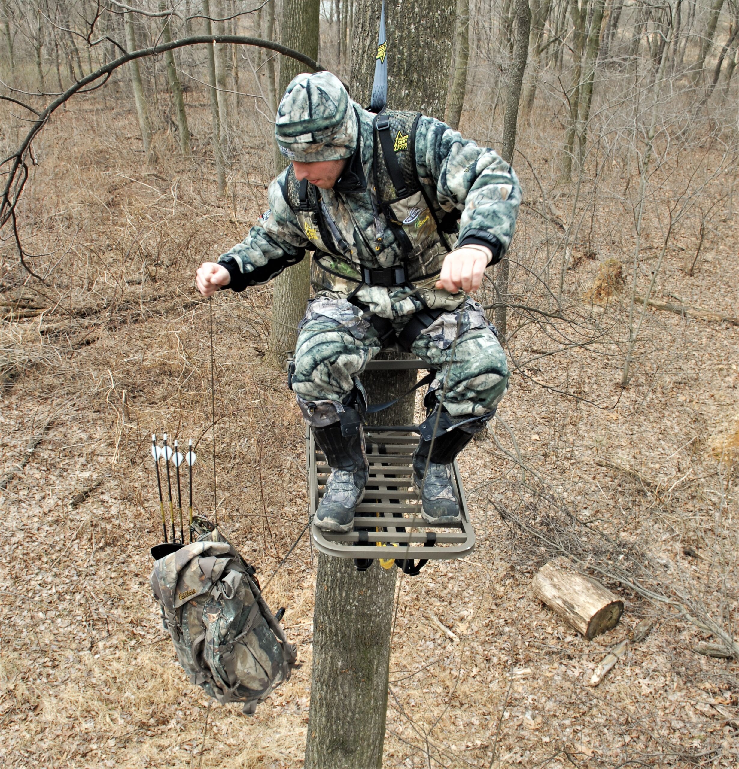 Hunting pack with bow holder hotsell