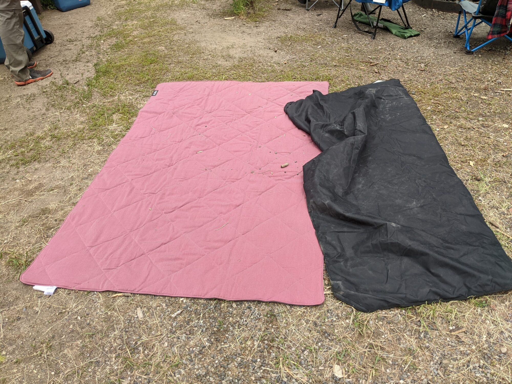 Reviews of the Best Camping Blankets from Top Brands • Ultimate France