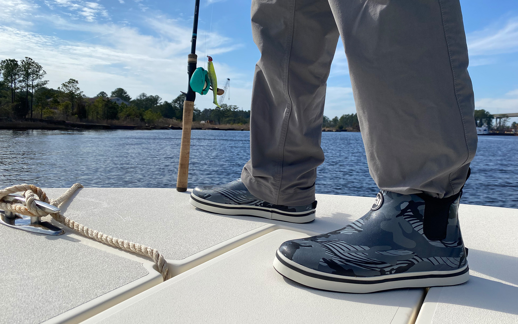 Fly Fishing Wading Shoes & Pants Aqua Sneakers Clothing Set