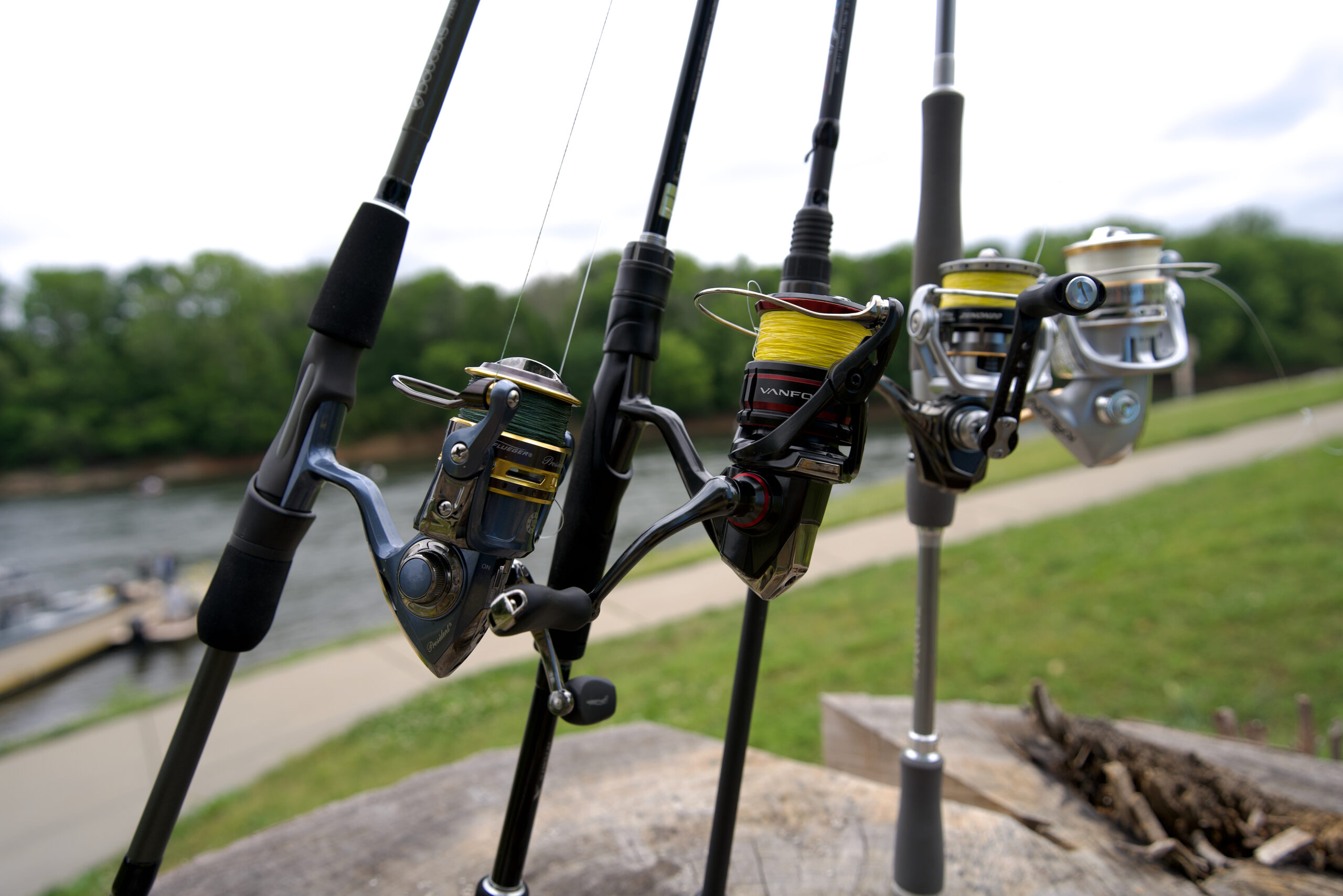 BUYER'S GUIDE: Ultra High End Rod And Reel Combos! The BEST