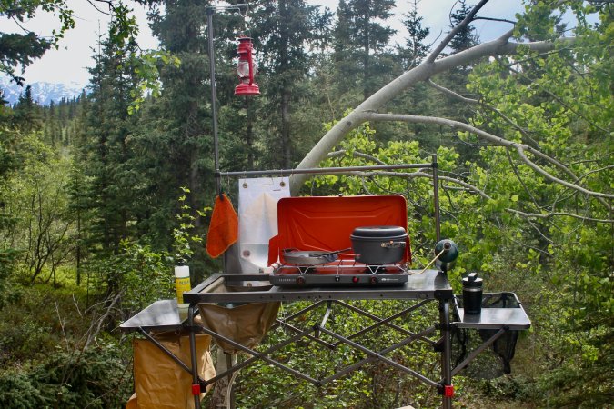 The best camping kitchens were tested by the author.