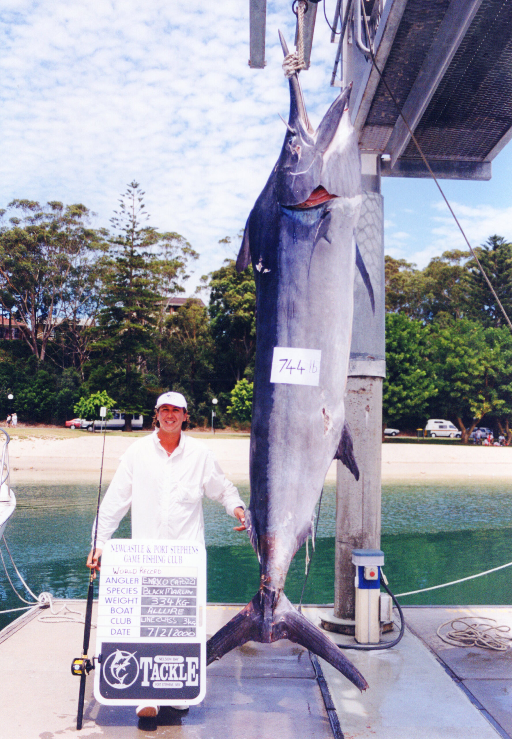 6-pound line class record.