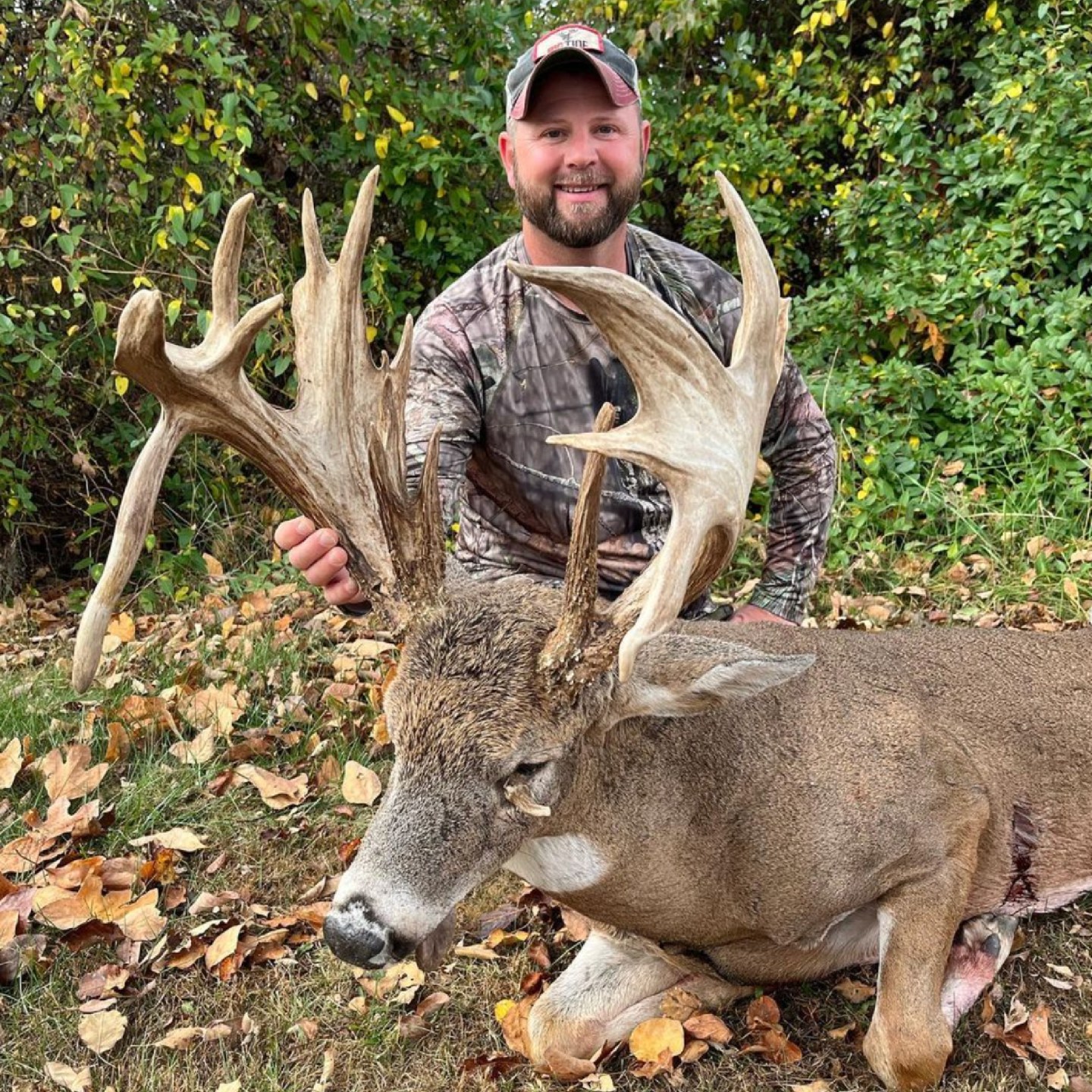 Ohio Hunter Tags Massive Buck with Antler Growing Out of Its Eye ...