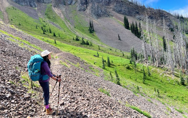 Rebecca hiking with the Kelty Coyote.