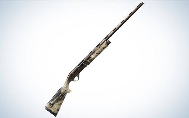 The Benelli Super Black Eagle 3 is the best waterfowl semi auto shotgun.