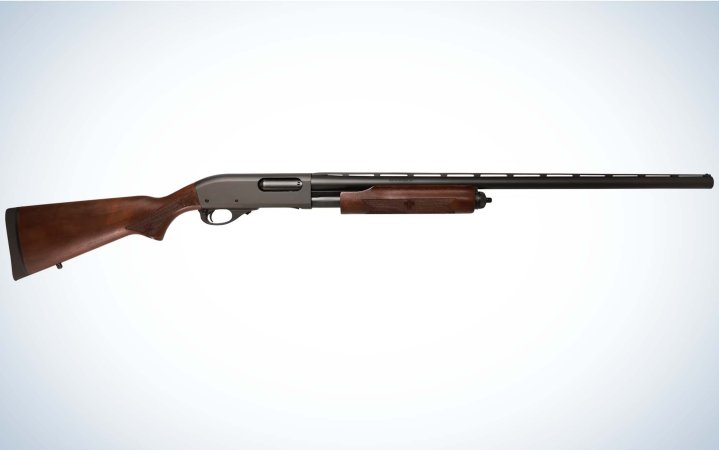  The Remington 870 Fieldmaster Pump-Action Shotgun is one of the best shotguns for turkey hunting.