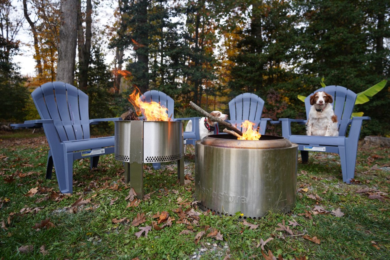 Testing the best smokeless fire pits in a backyard.