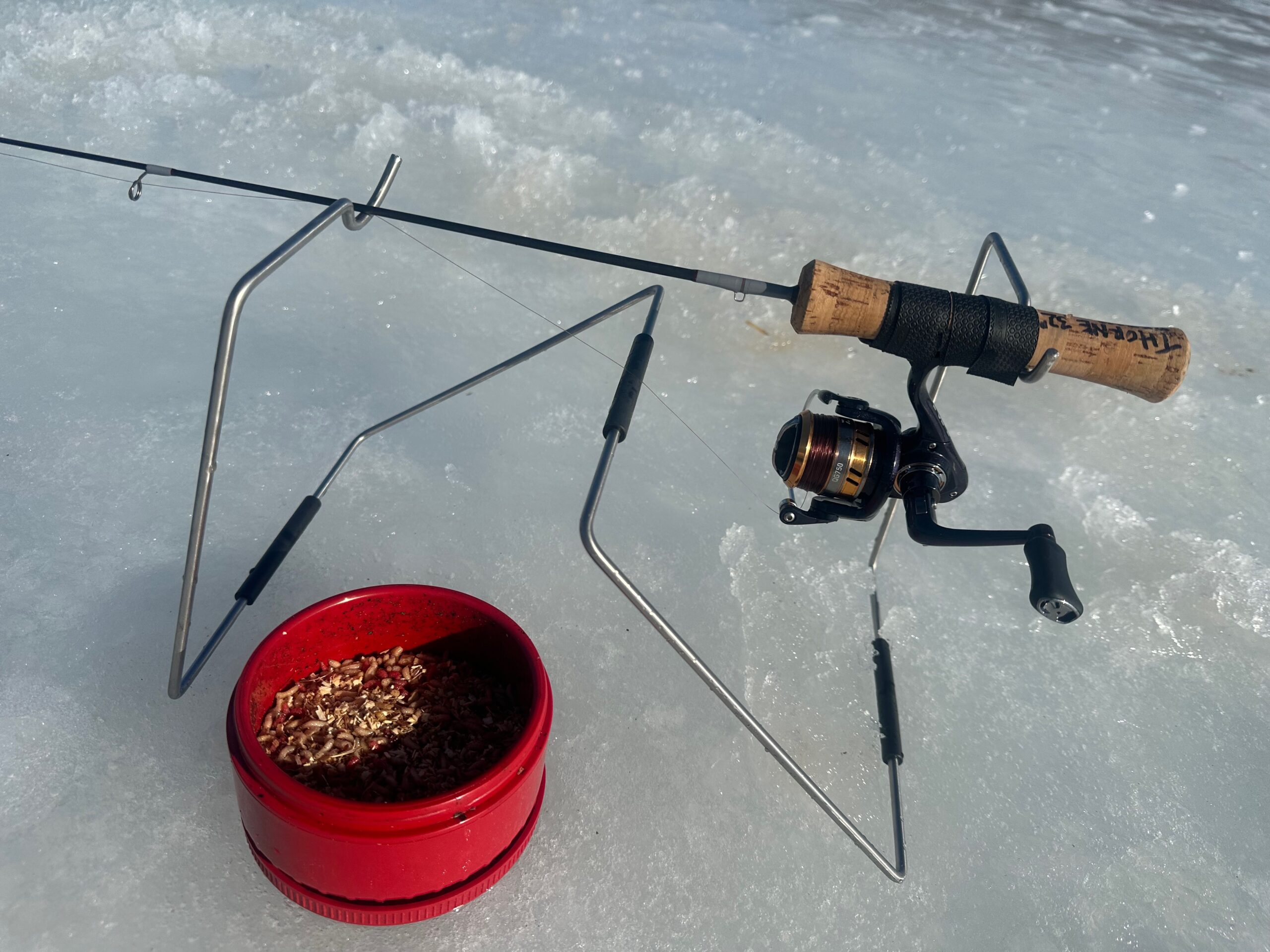 Custom Ice Fishing Rod Walleye Fishing Rod Split Grip 28 in Ice Fishing Rod  Medium/ Light 