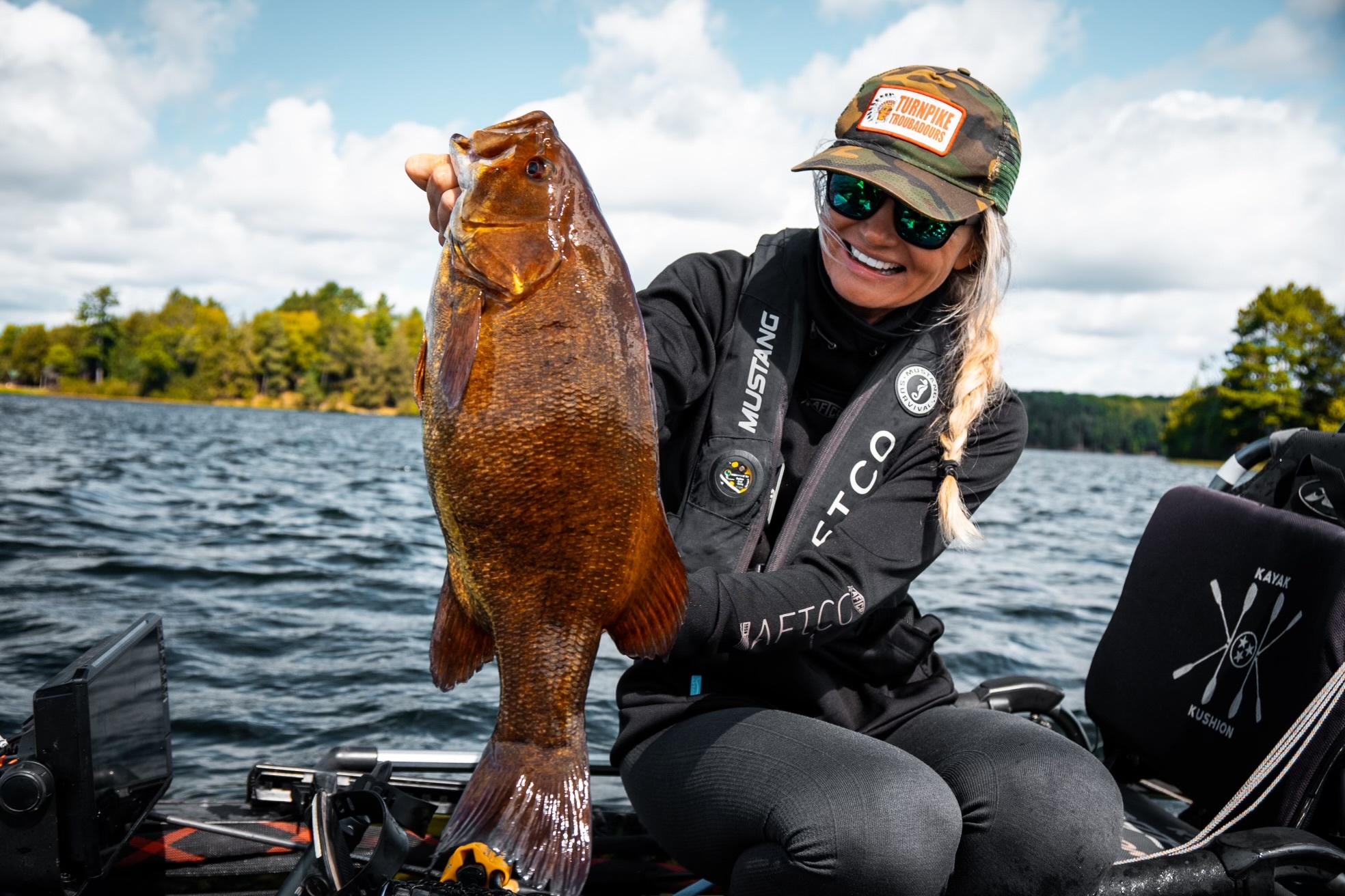 How to Keep Fish Alive While Kayak Fishing: Expert Tips