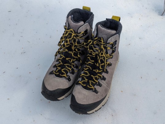 Best Hiking Boots of 2024, Tested and Reviewed | Outdoor Life