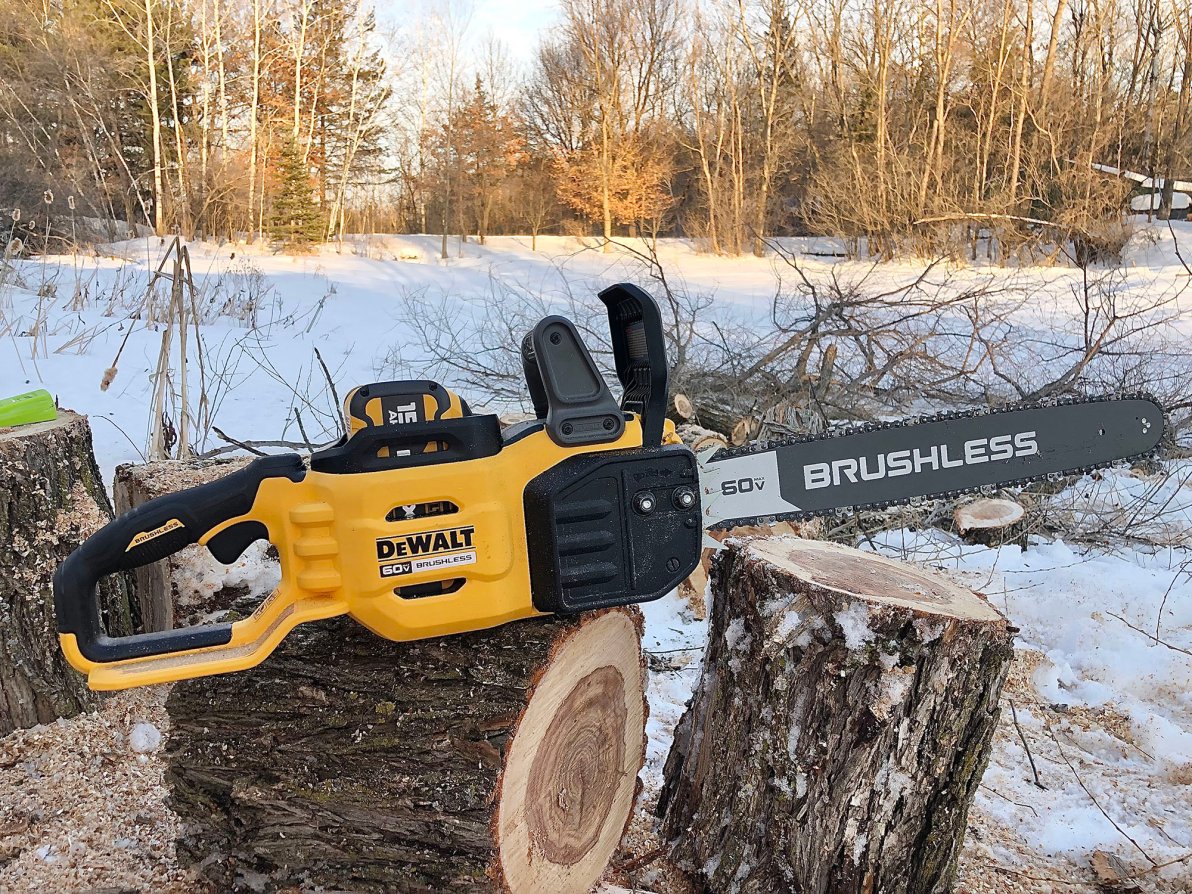 DeWalt battery powered chainsaw