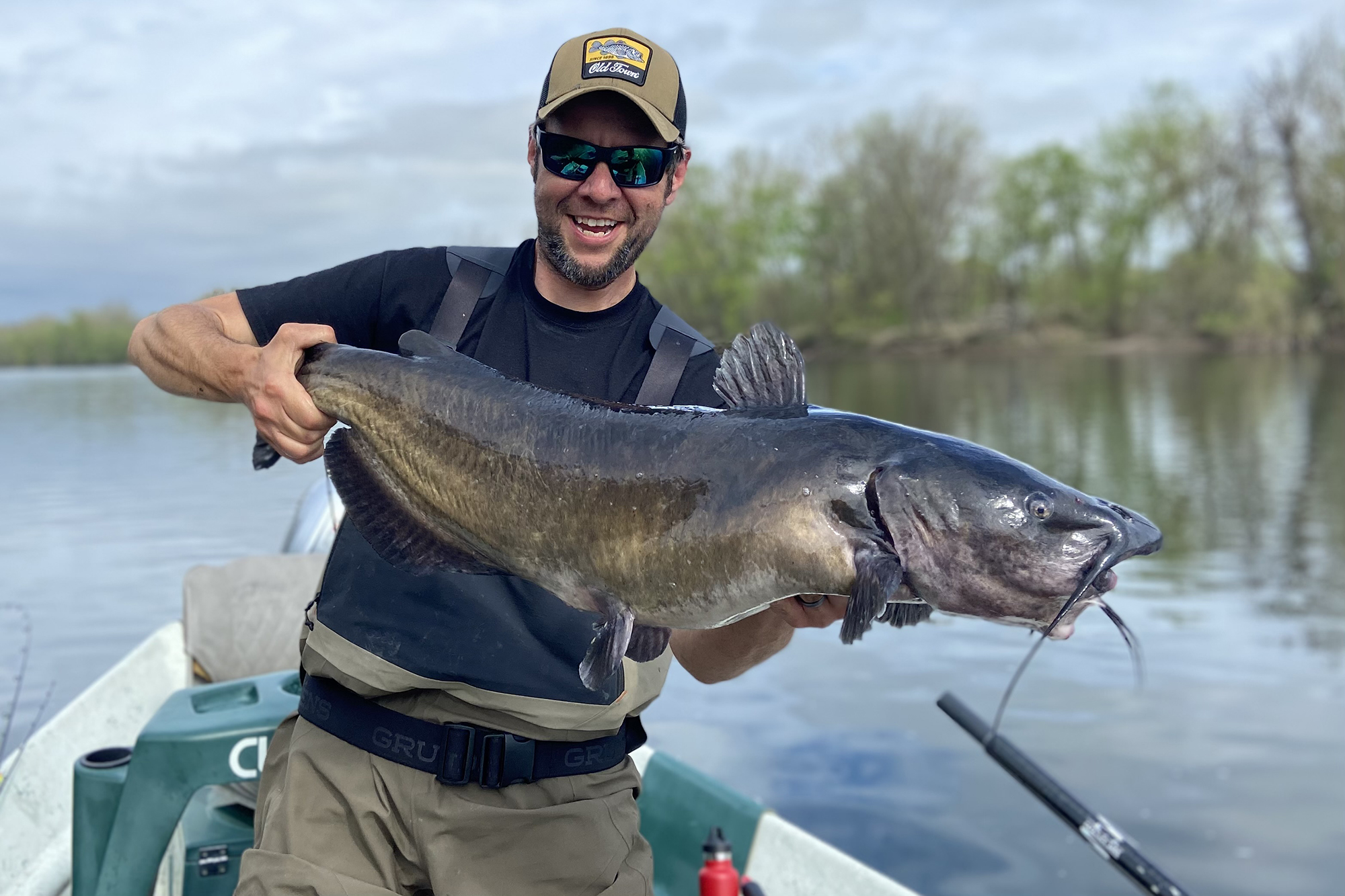 Fishing - Where to Find Catfish in Rivers