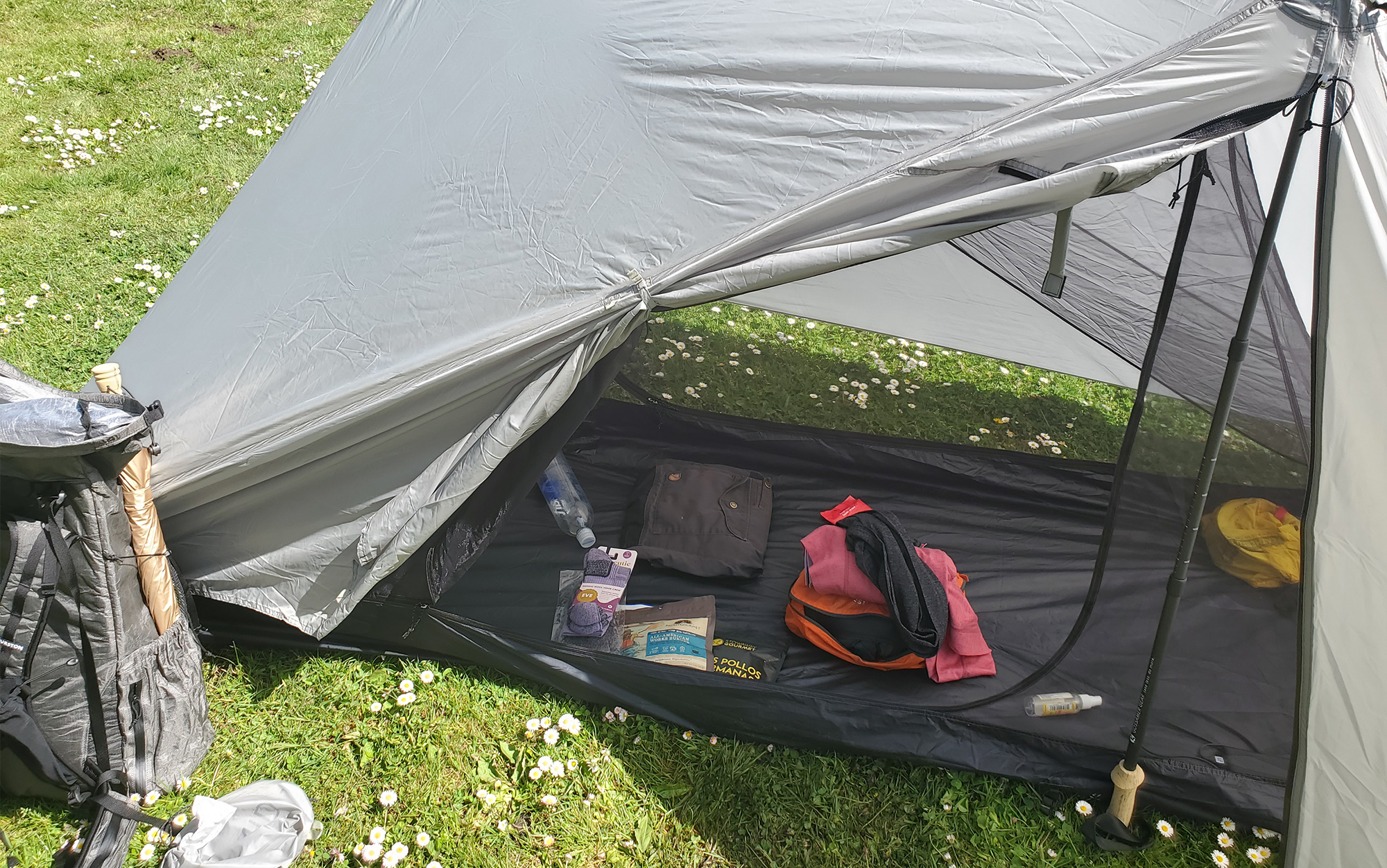 The Gossamer Gear LT5s support the Durston X-Mid 1 trekking pole tent.