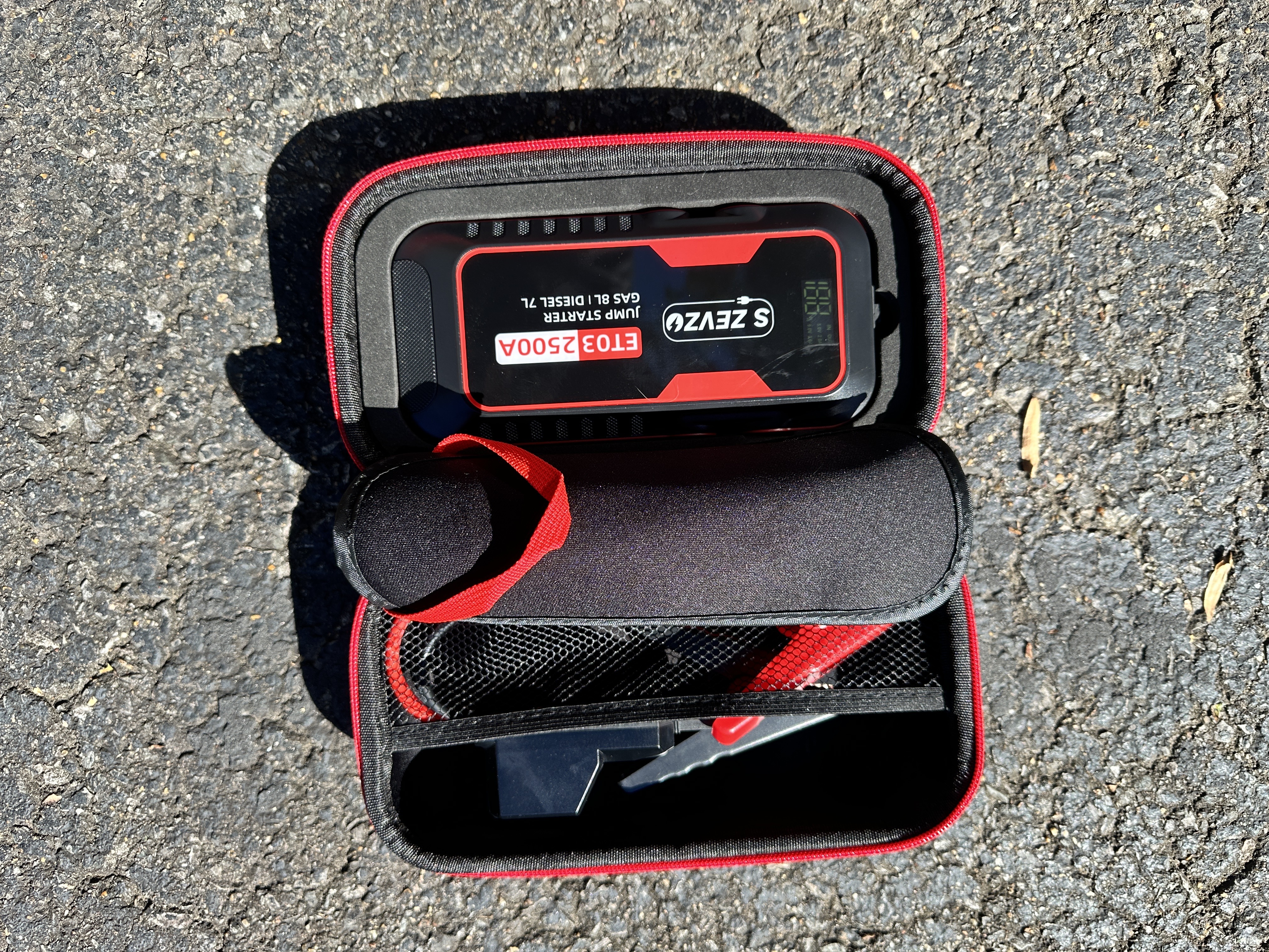 The accessories included with this portable jump starter