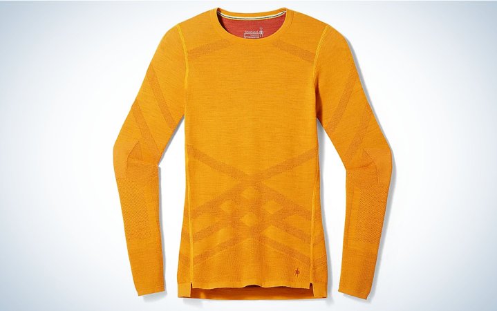  We tested the Smartwool Intraknit Thermal Merino Crew.