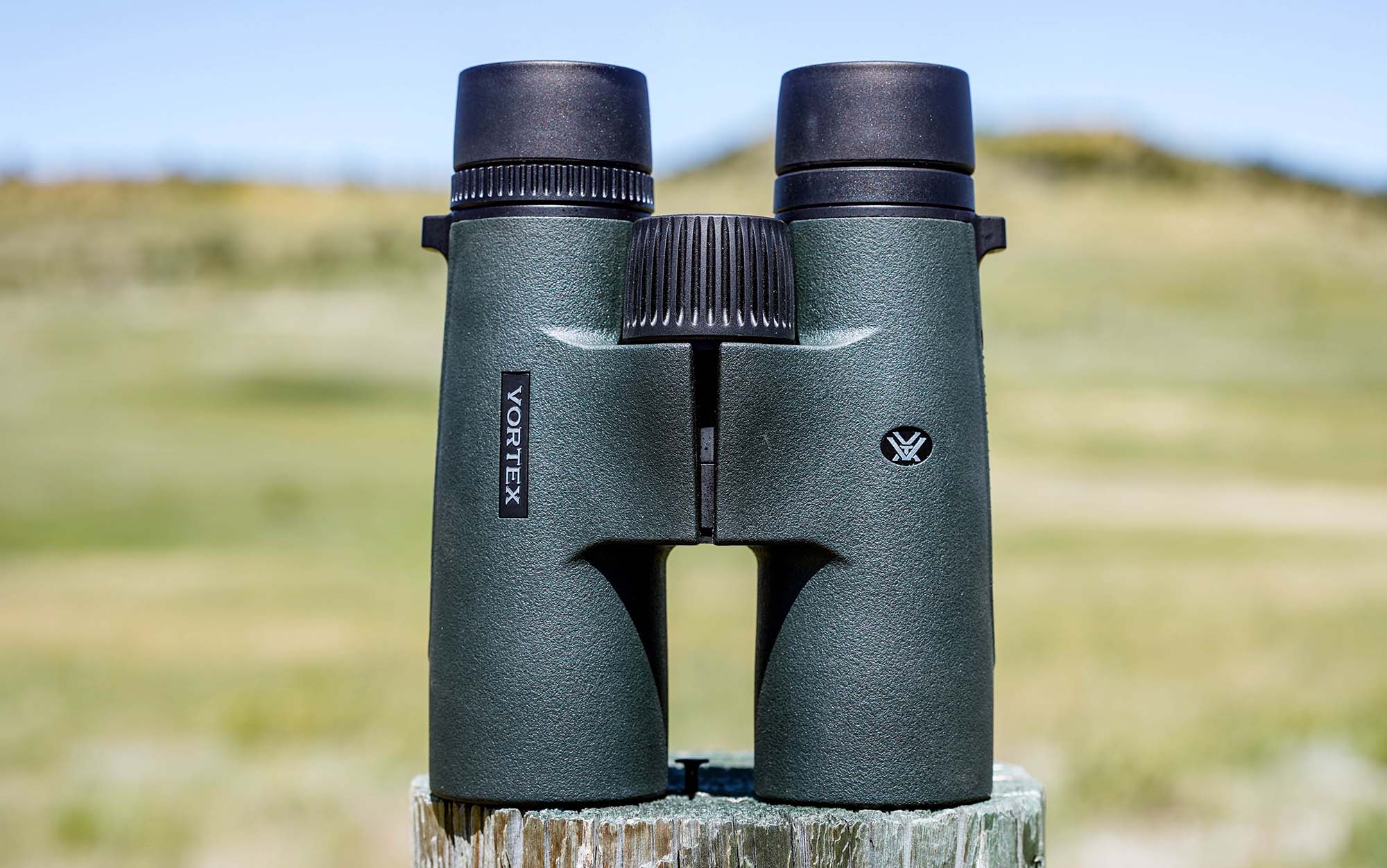 Bargain binoculars shops