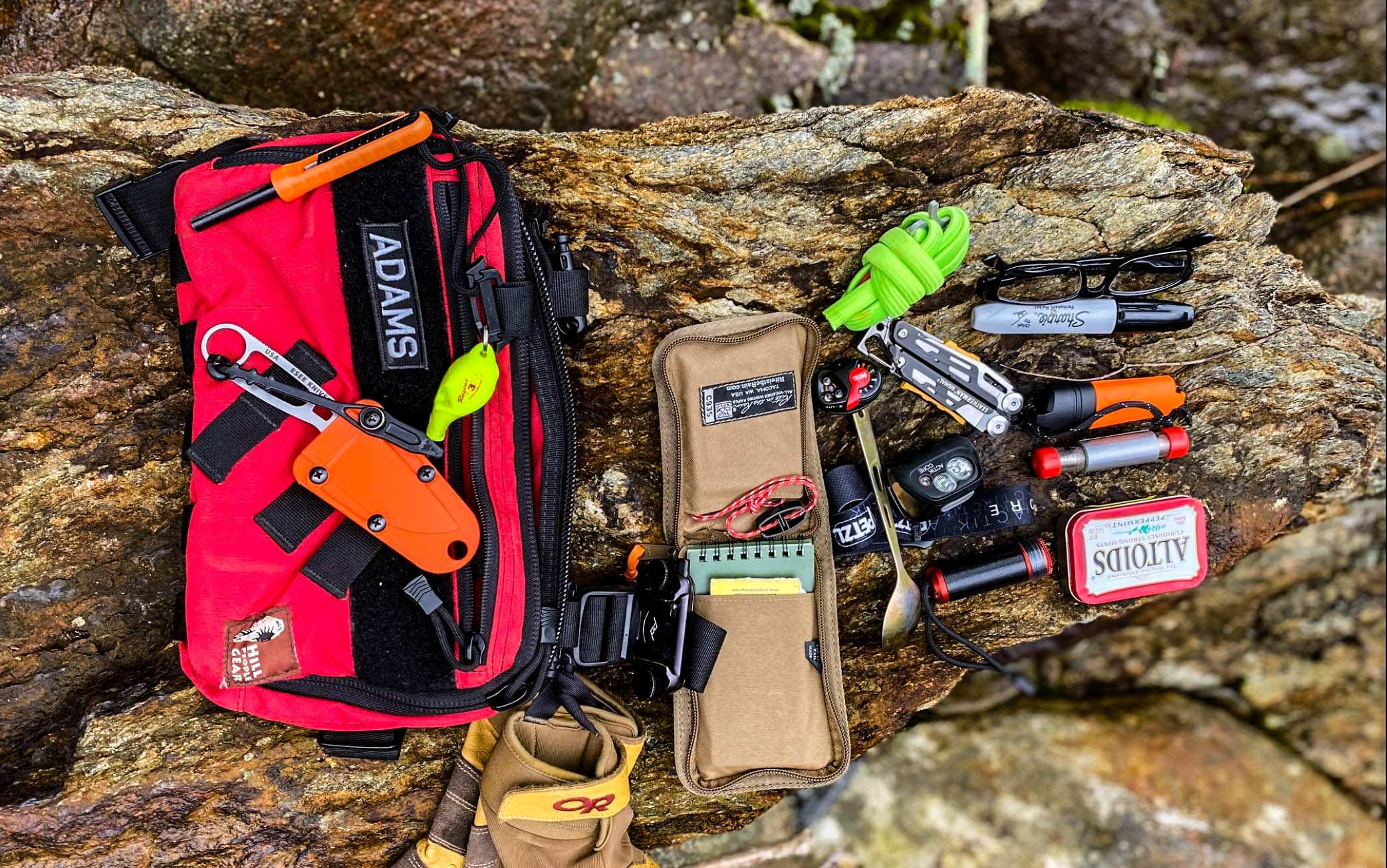 Ultra Compact Survival Emergency Fishing Kit