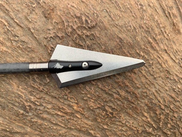  Grizzly Stik single bevel broadheads