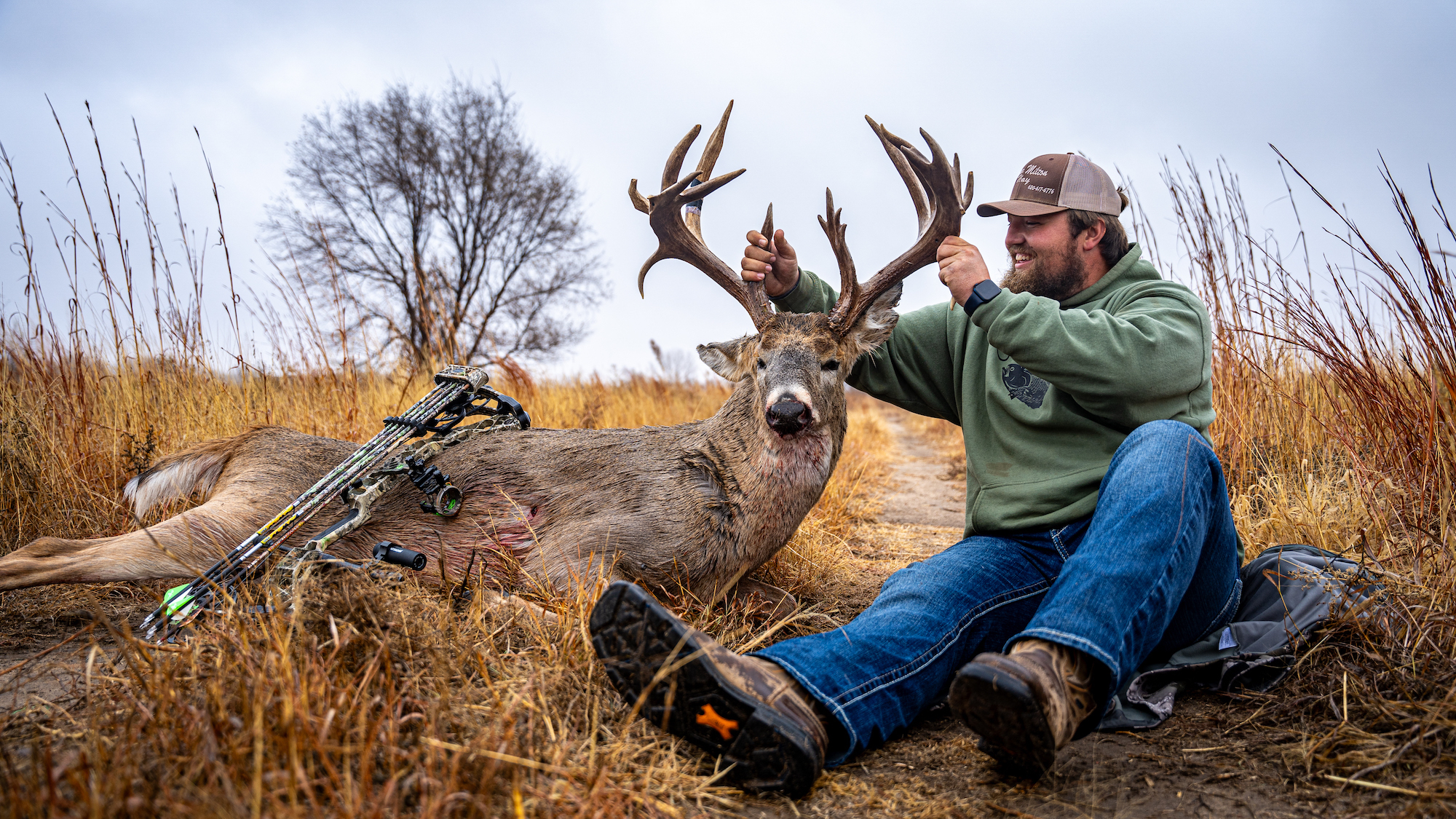 Kansas Hunter Tags Phantom 200-Inch Buck On The Family Property ...