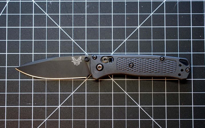  The Benchmade Mini Bugout