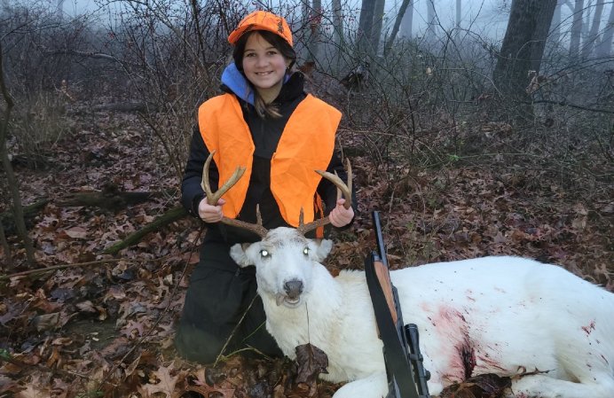 alex eckenrod with piebald whitetail buck pennsylvania