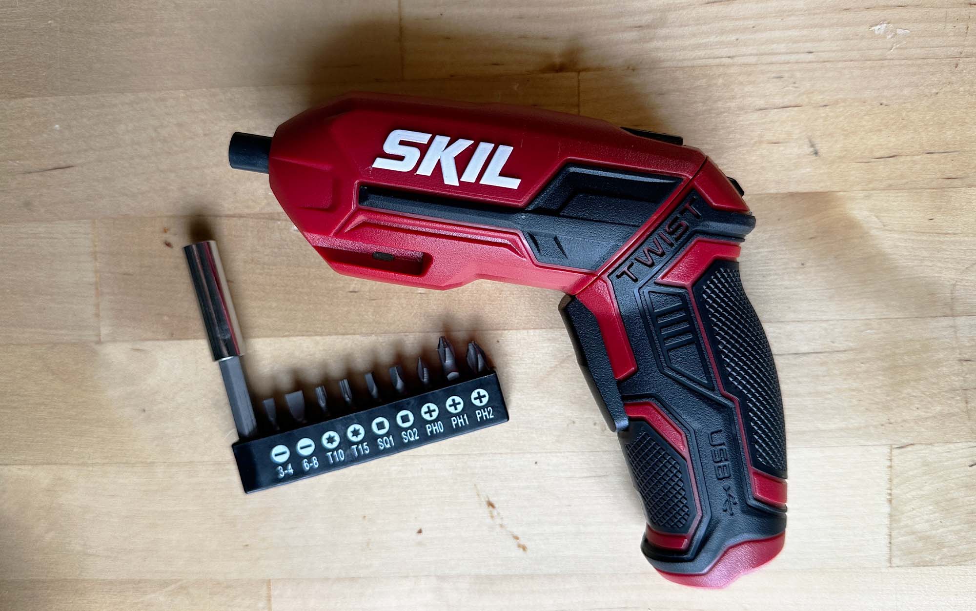 The Skil 4V cordless screwdriver for home use.