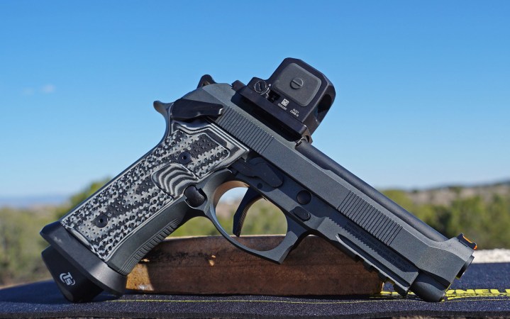  Beretta 92XI Squalo