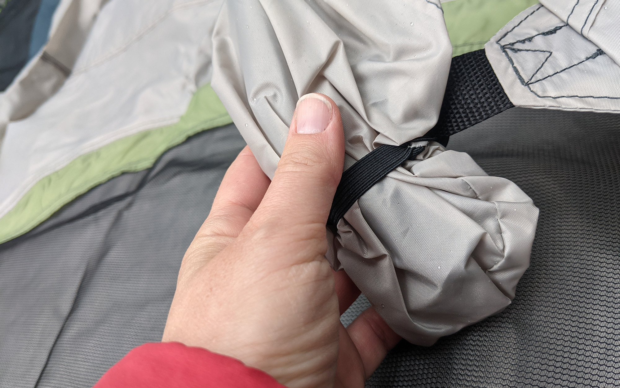 The Ozark's connection points have their own nylon pouch.