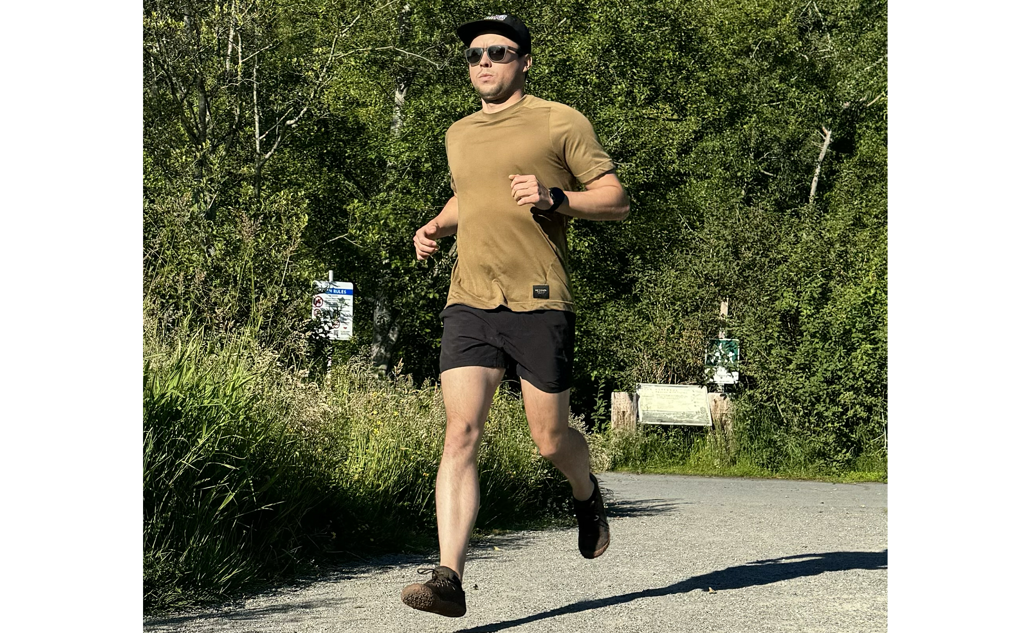 Man running in the Merrell Vapor Glove