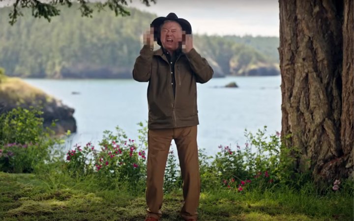 William shatner flips off the camera.