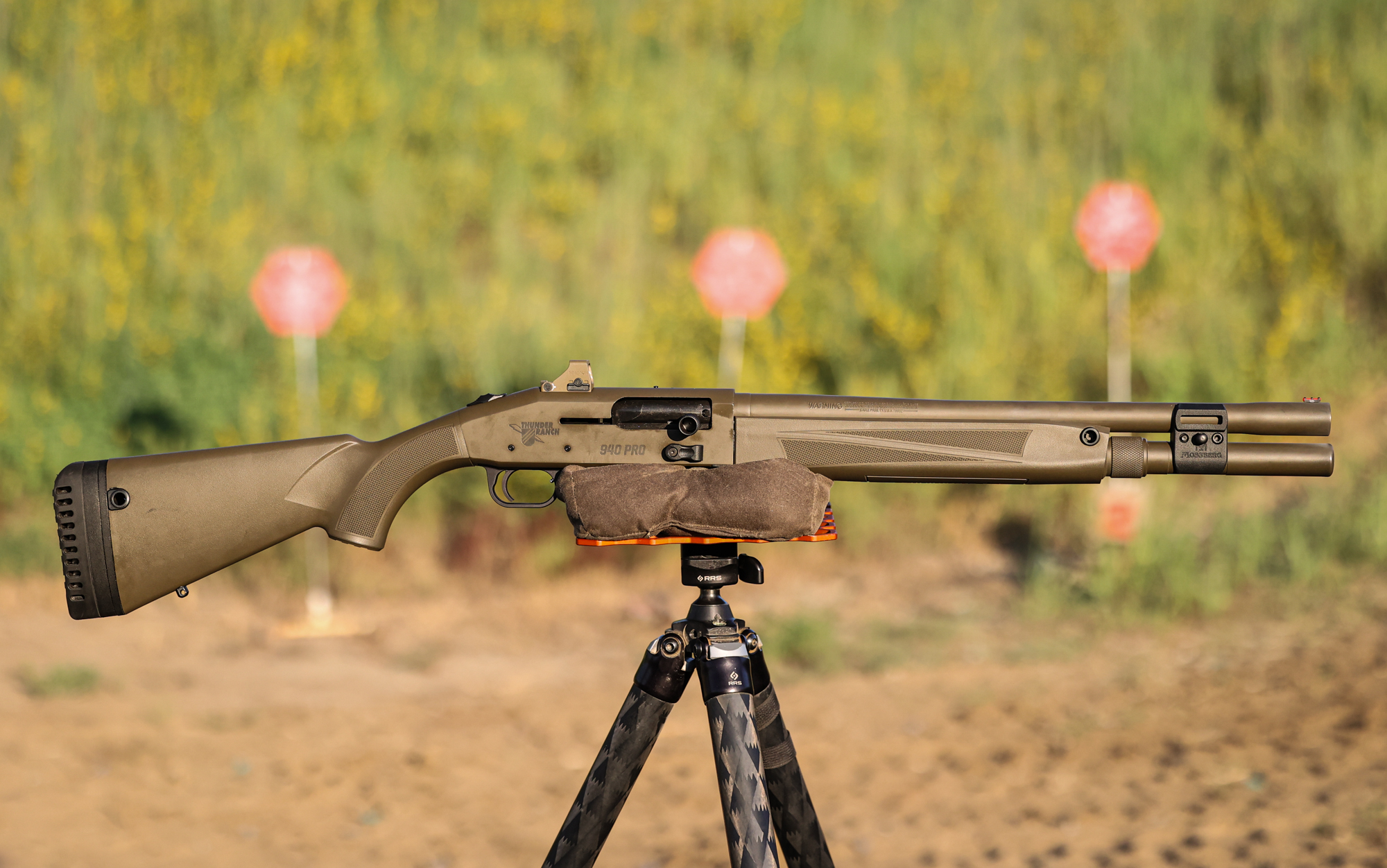  The Mossberg 940 Pro Thunder Ranch on a tripod.